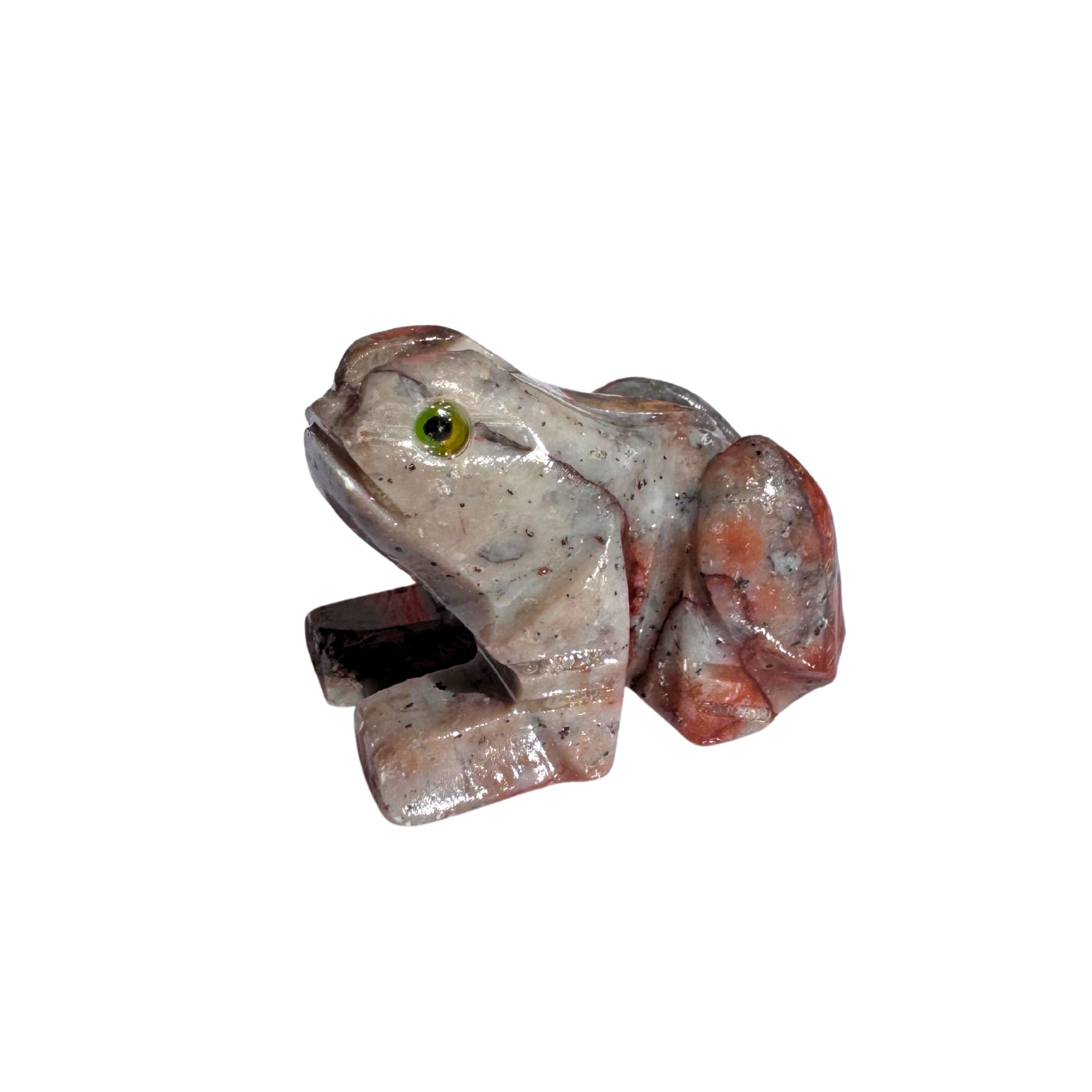 Frog animal carving